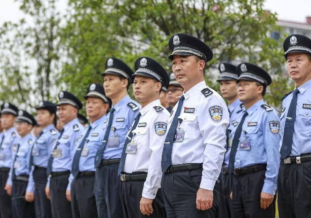 监狱民警创作的《政法队伍教育整顿之歌》来了